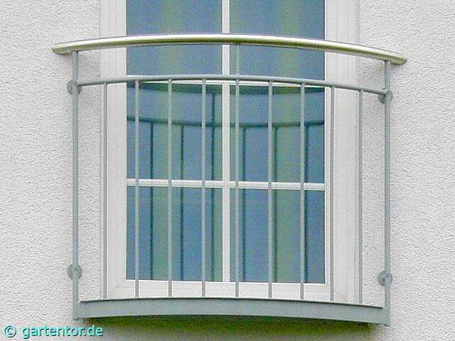 Fenstergitter gebogen mit Ausladung