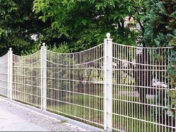 Schmuckzaun Bogen