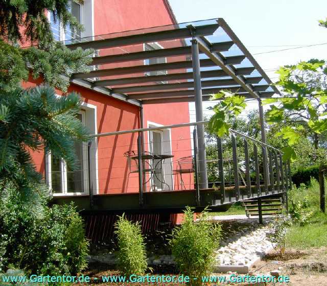 Terrassenüberdachung aus Stahl 2